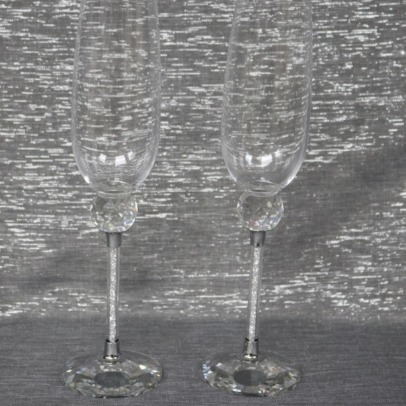 DAVID TUTERA SILVER RHINESTONE SPARKLE CRYSTAL WEDDING DECORATIVE FLUTES - S/2 - Picture 2 of 7
